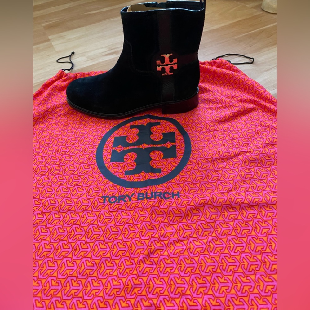 TORY BURCH BOOTIES